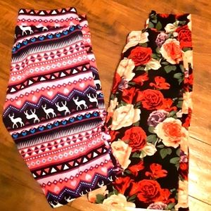 5/$35 2pairs of leggings sz small